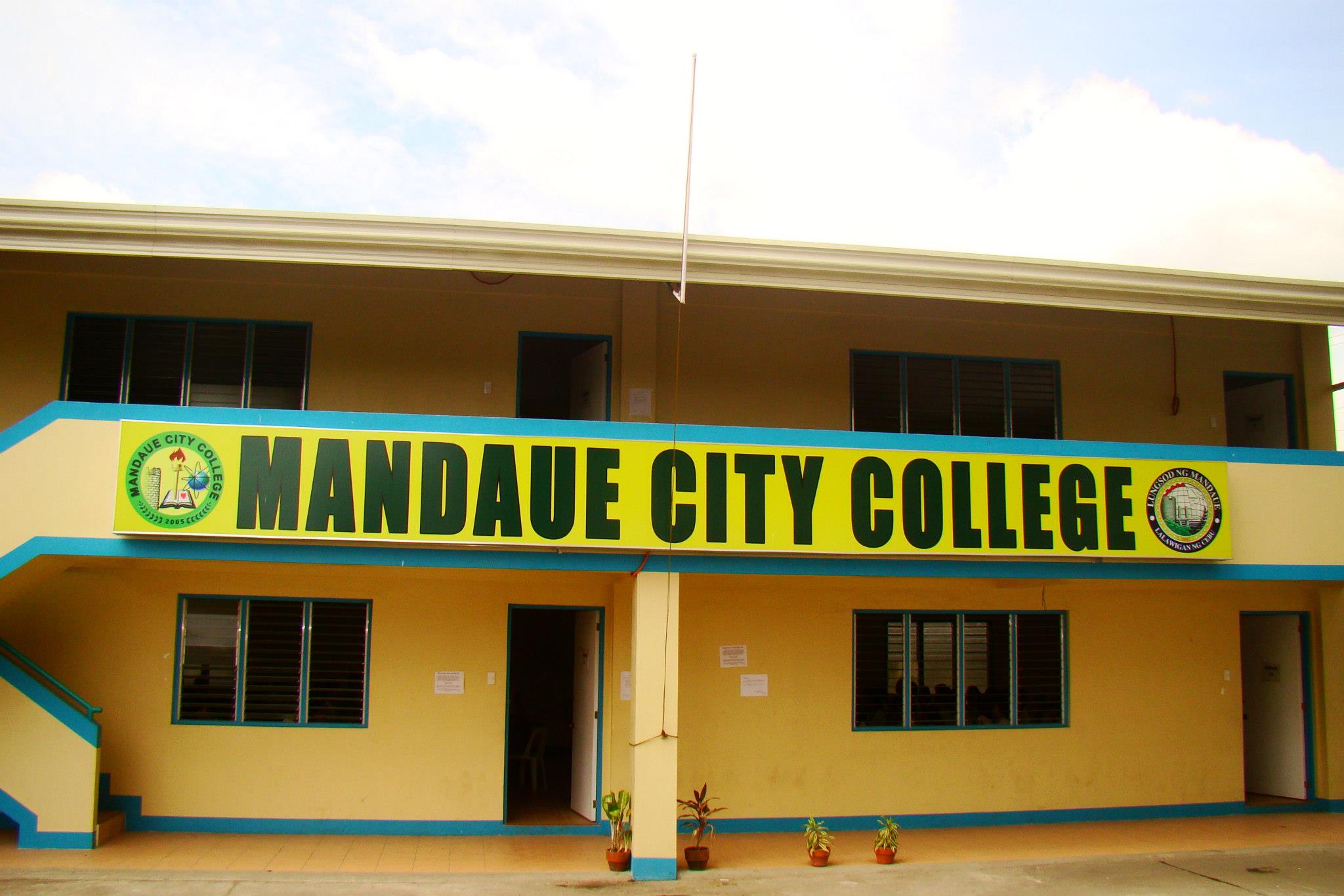 Mandaue City College reinstated in CHED’s free tuition program