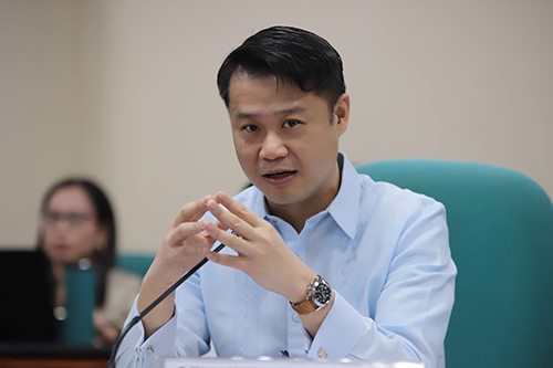 Gatchalian files bill on smartphone, gadget ban during school hours