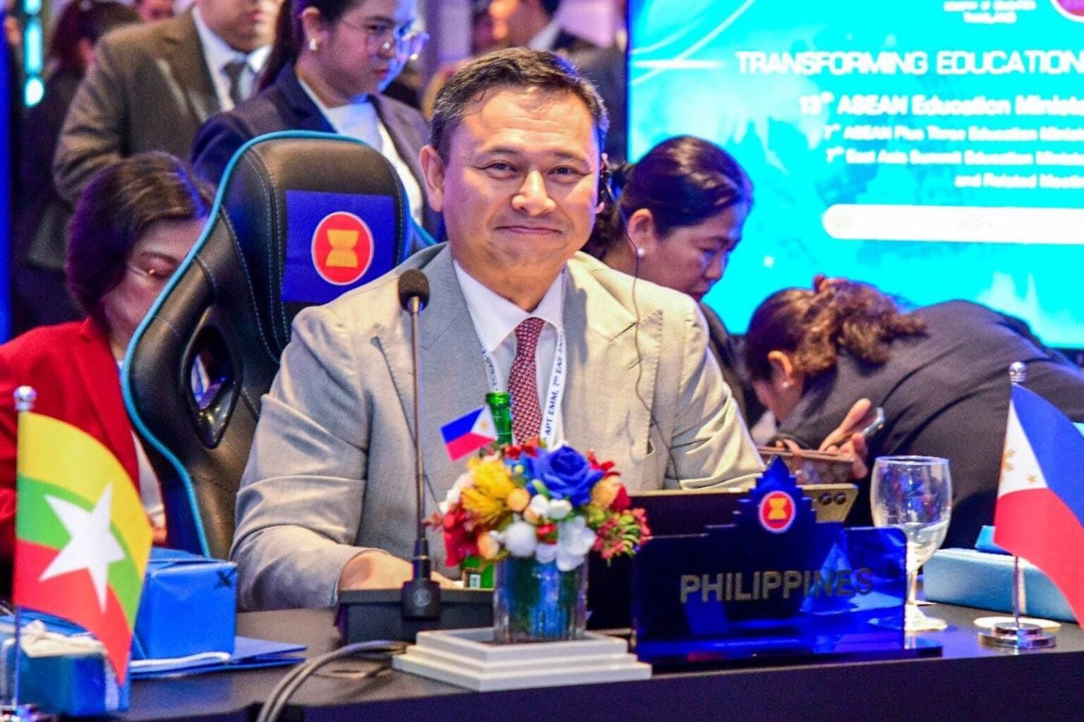 Angara pushes for digital reforms at ASEAN Summit to prepare future leaders